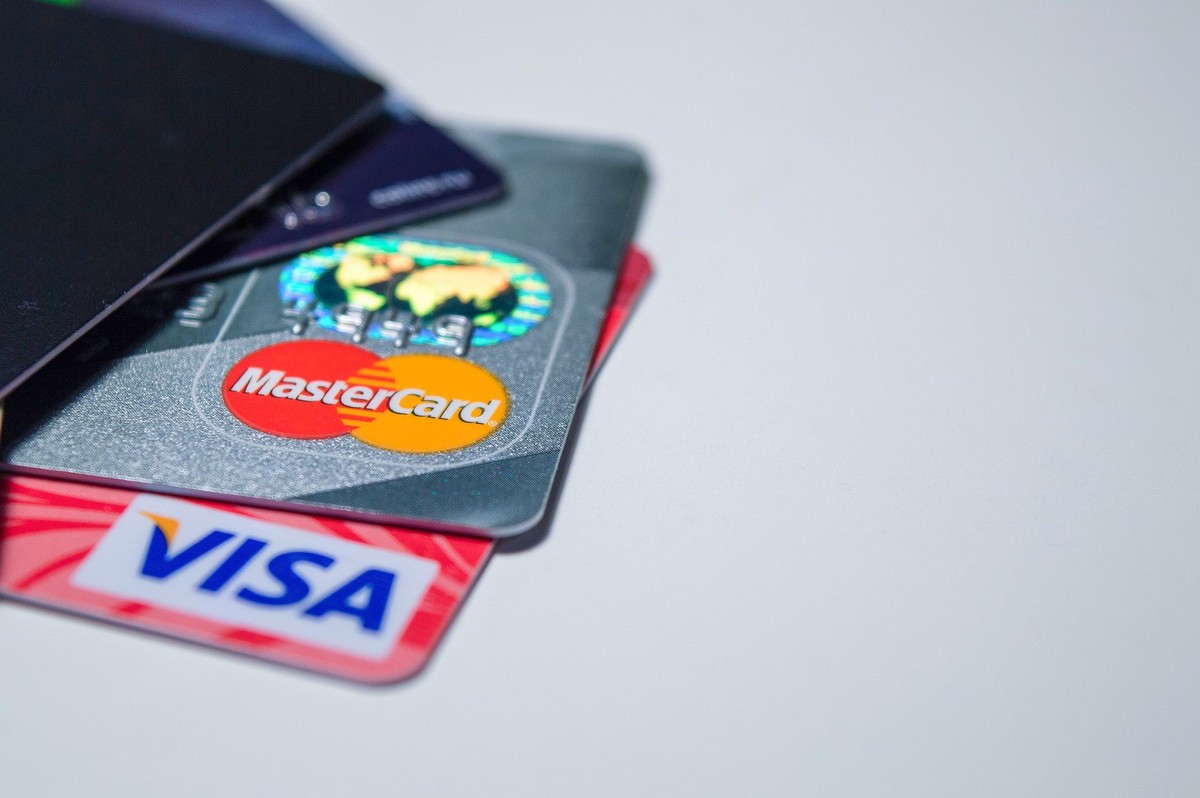 На Украине произошёл массовый сбой в работе Visa и Mastercard
