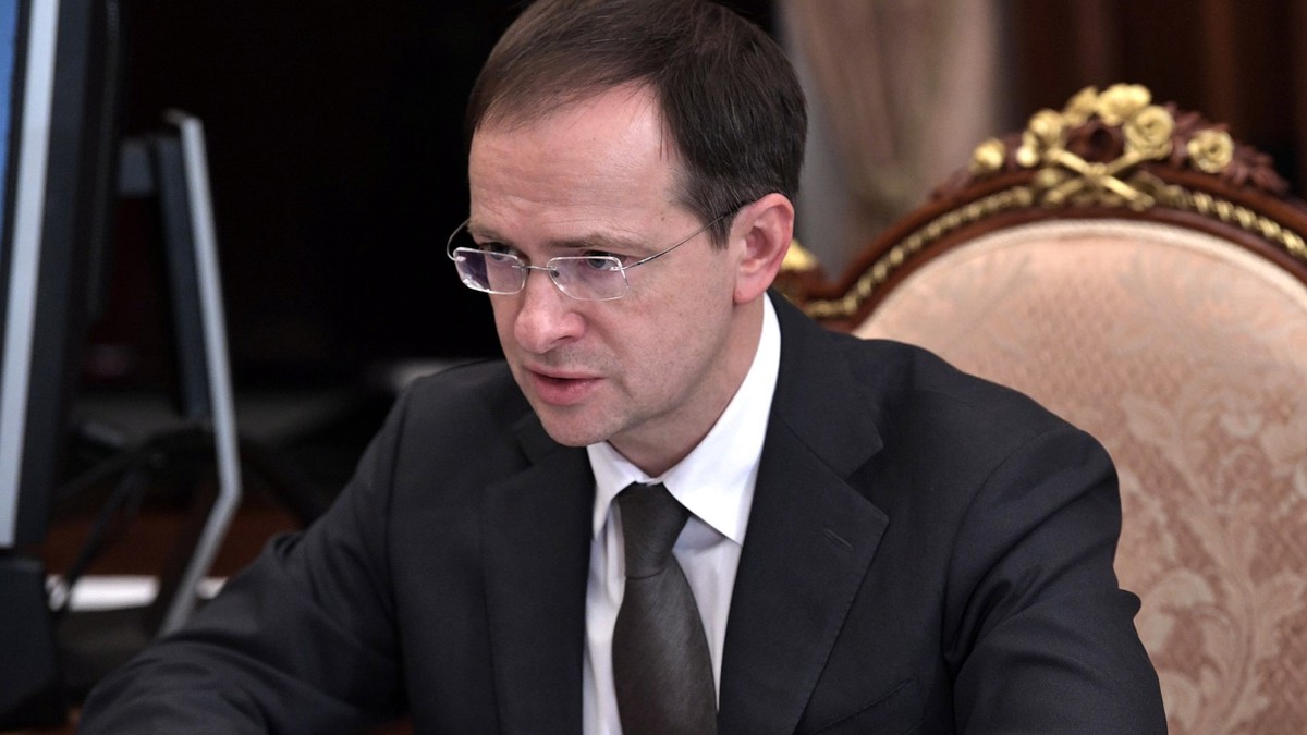 Мединский считает, что Киев намеренно избегает диалога с Москвой