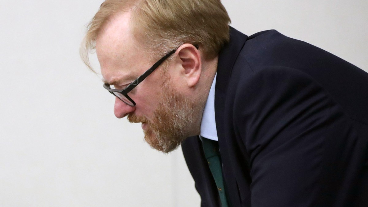 Милонов предложил отправлять мигрантов на СВО перед получением ими гражданства России