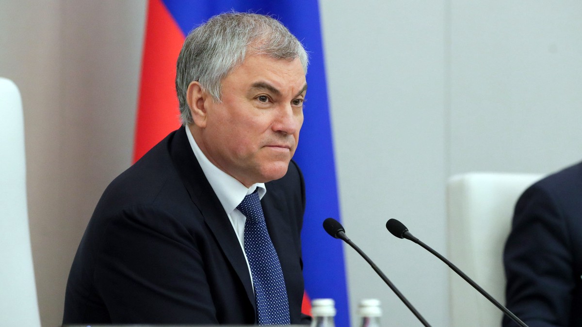 Володин: Французы указали Макрону на дверь во время досрочных выборов