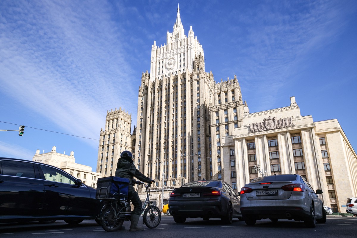 Посол Франции, вызванный после уничтожения французских наёмников, прибыл в МИД РФ 