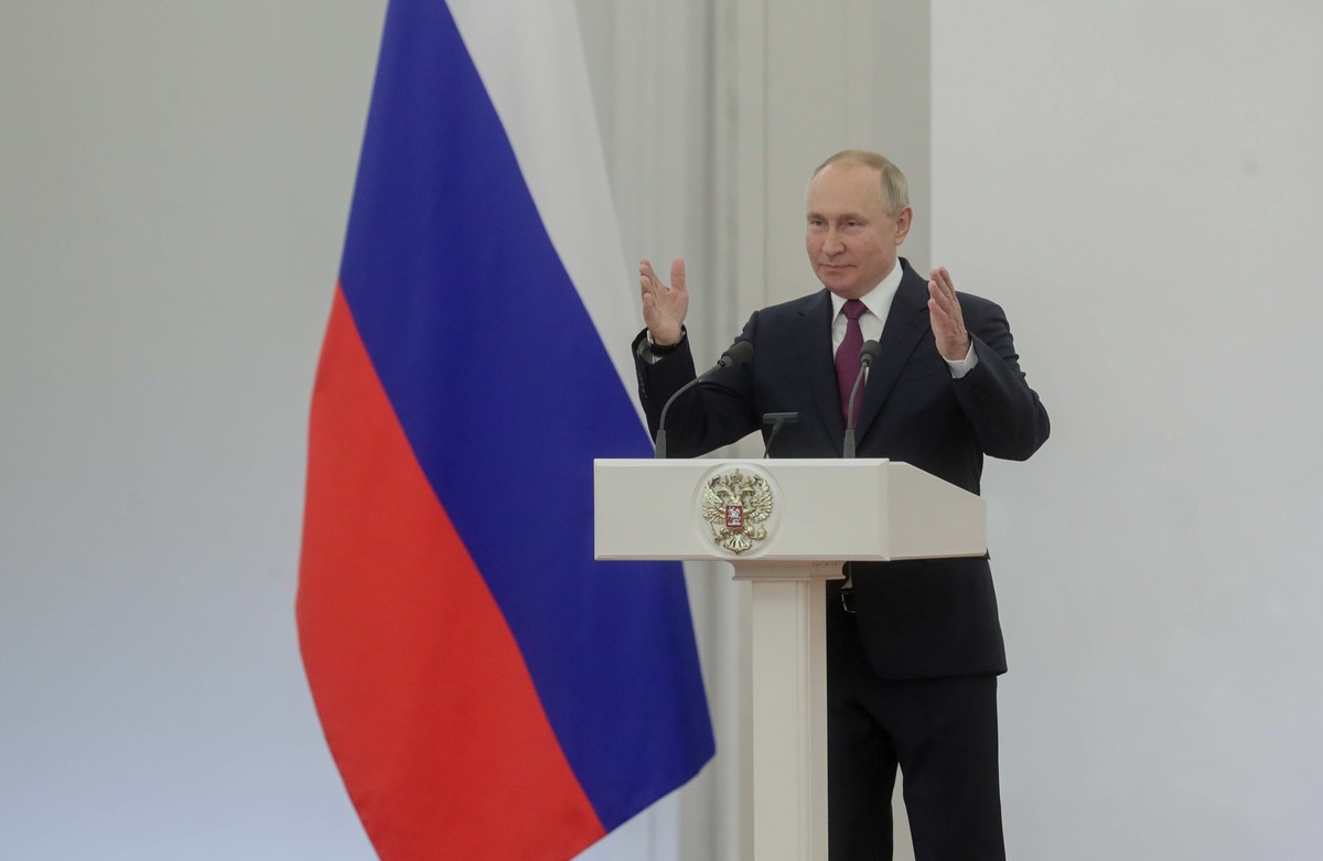 Владимир Путин по видеосвязи открыл новые онкоцентры в регионах России