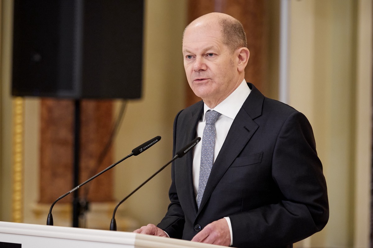 Шольц сообщил, что Германия в скором времени направит Украине три системы ПВО IRIS-T