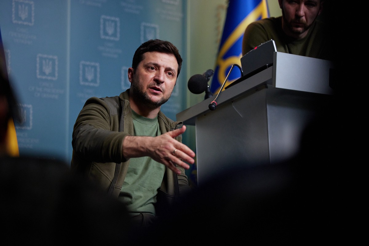Экс-советник Кучмы Соскин заявил, что Зеленский уже не сможет спасти Украину от полного краха 