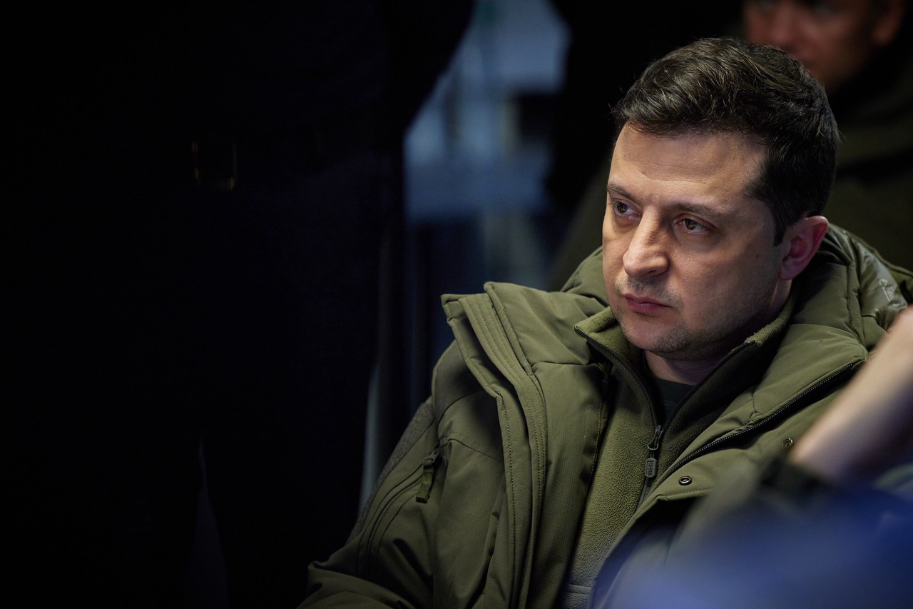 Все в одной клике: чем закончится правление Зеленского