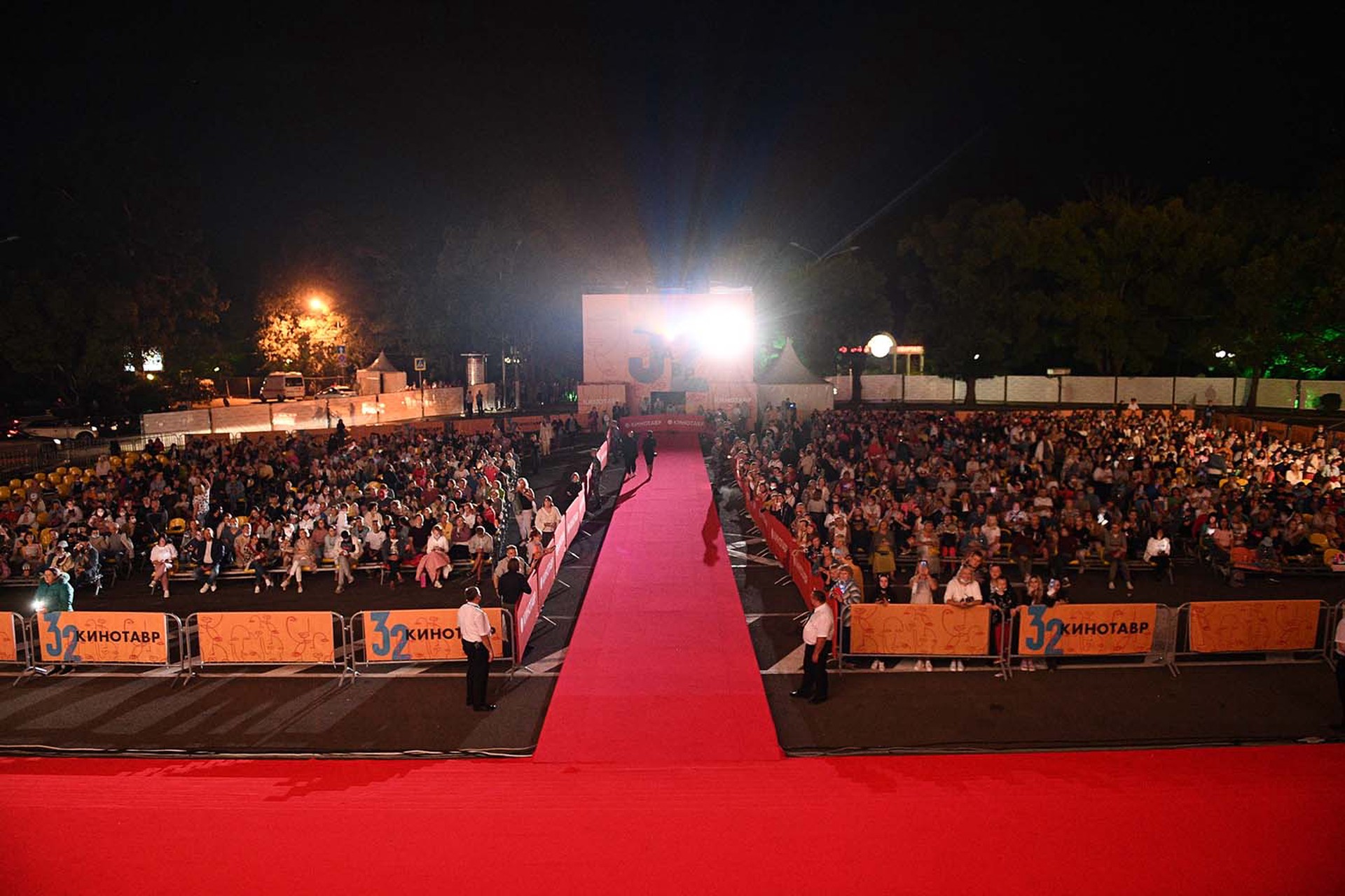 Кино без цирка. Об игре на понижение и угрозе репертуарного голода