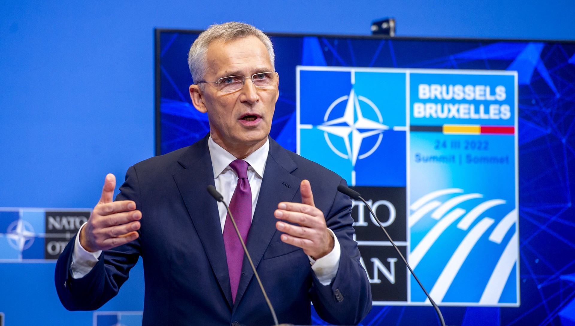 Генсек НАТО Столтенберг назвал поставки оружия для армии Украины путём к миру
