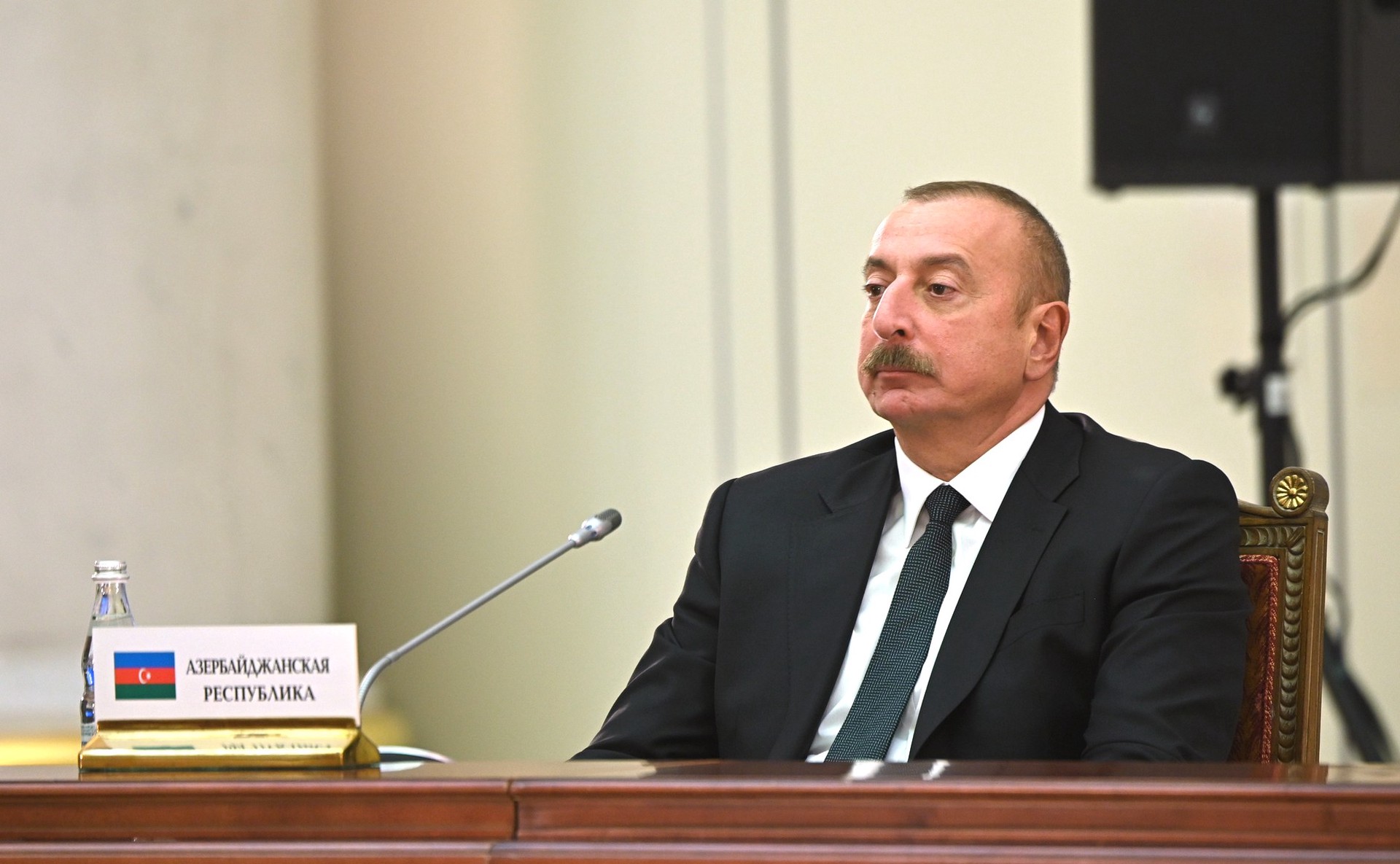 Алиев: Мирный договор подпишут, когда Армения внесёт изменения в конституцию