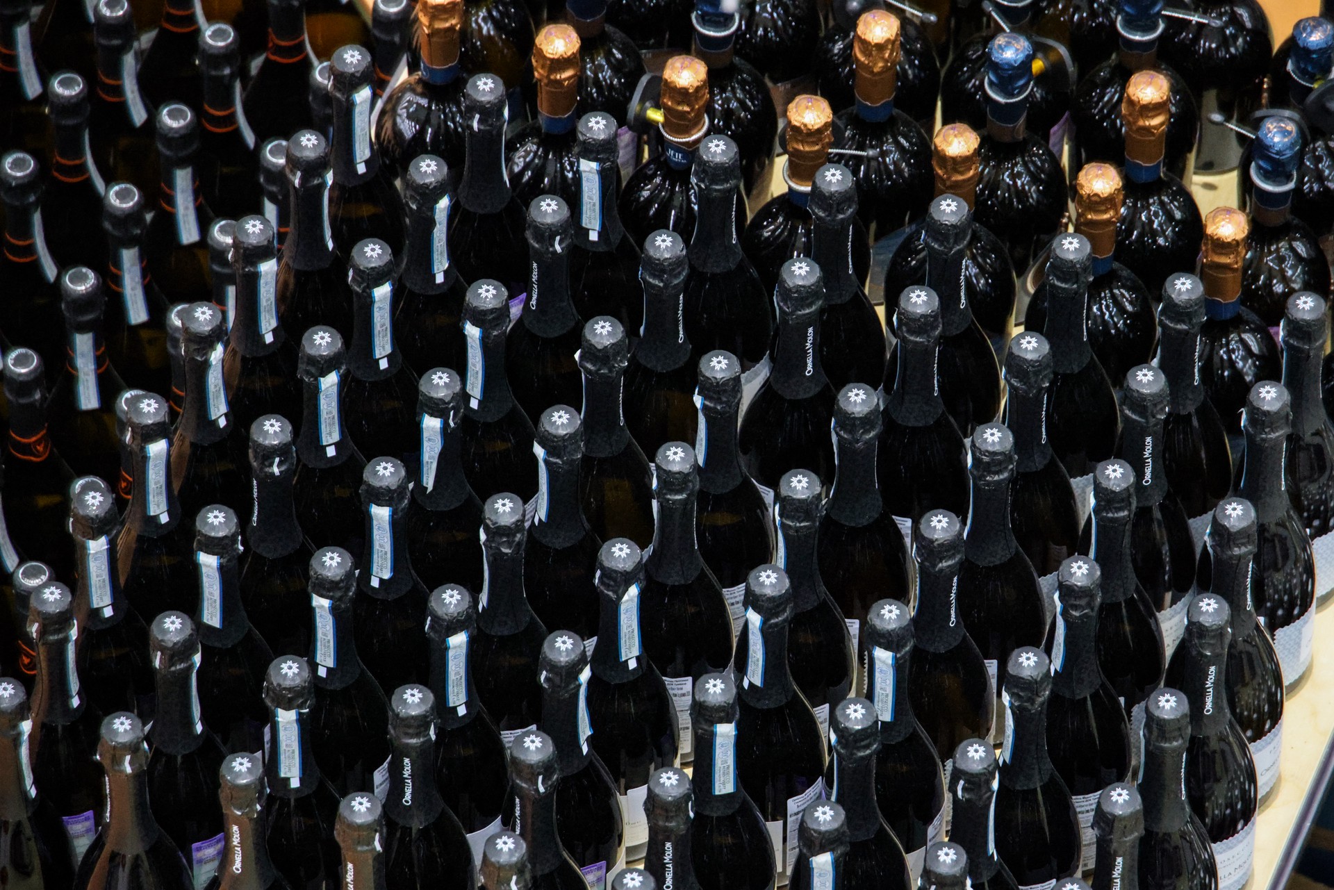 «Польза будет»: эксперт оценил идею продавать алкоголь на рынках