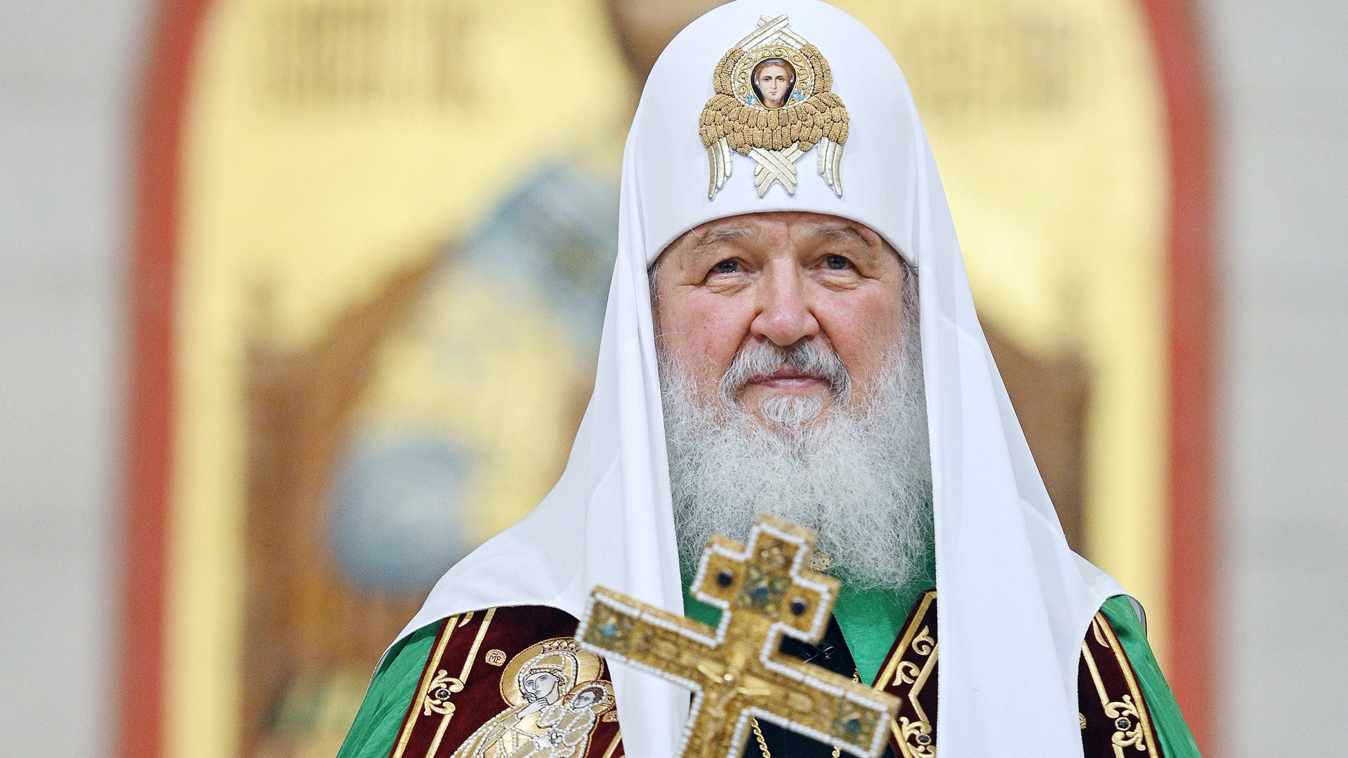 Патриарх Кирилл призвал защитить наместника Киево-Печерской лавры