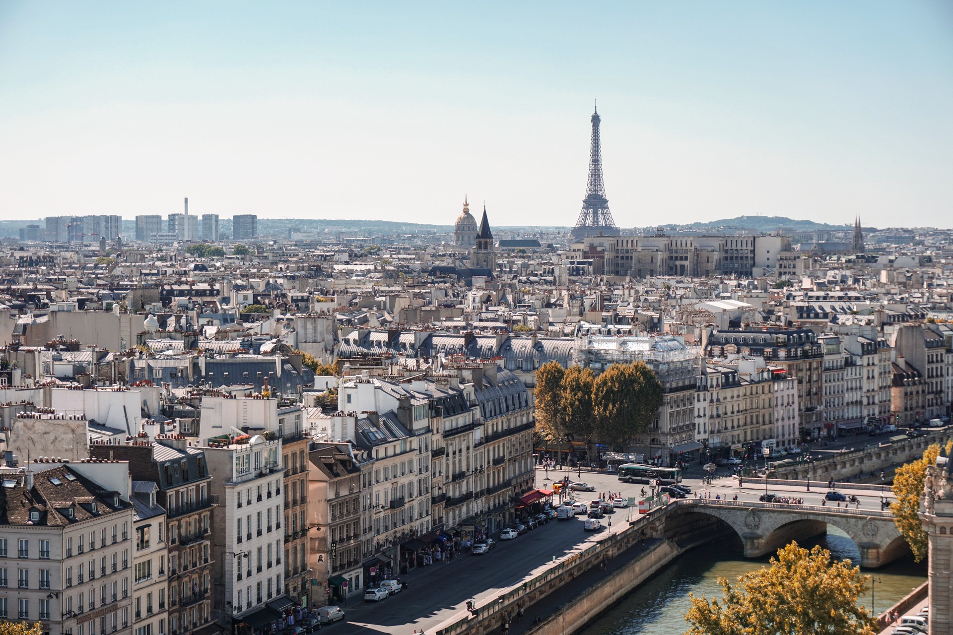 Олимпиада-2024 в Париже находится под угрозой из-за грязной воды в Сене