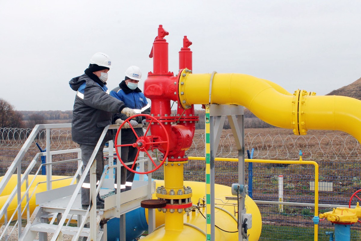 Газпром прекращает поставки газа в Болгарию с 27 апреля