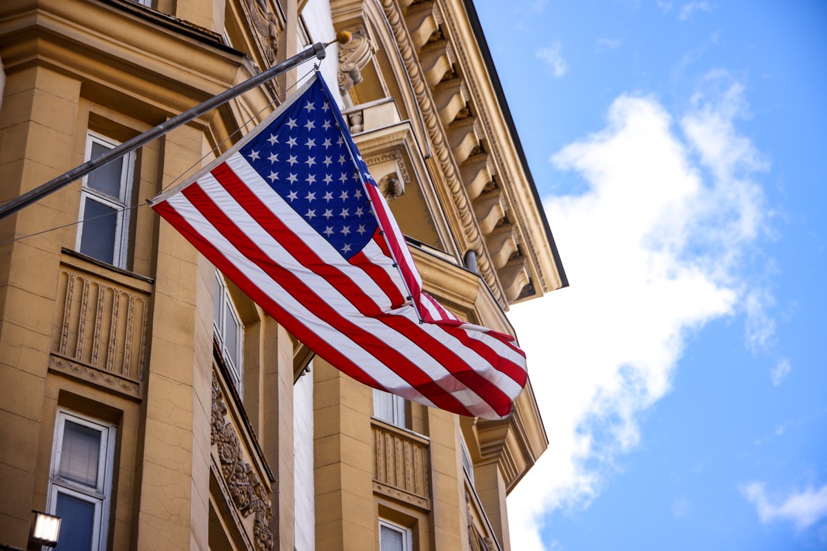 Американский бизнесмен: США необходимо запустить разрядку в отношениях с Россией