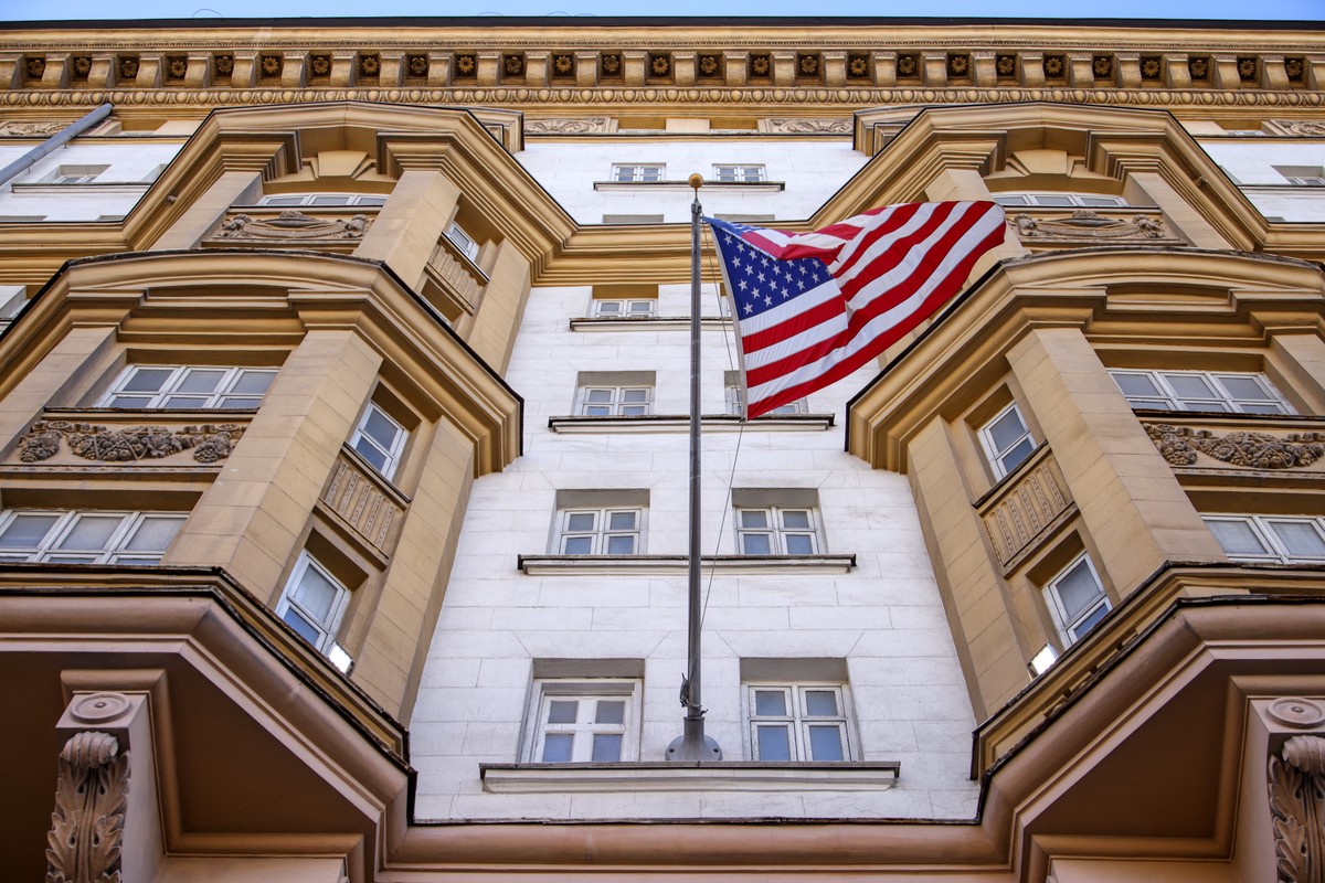 Политолог: США хотят вынудить Россию подписать соглашение с нелегитимным Зеленским в обмен на уступки от Украины