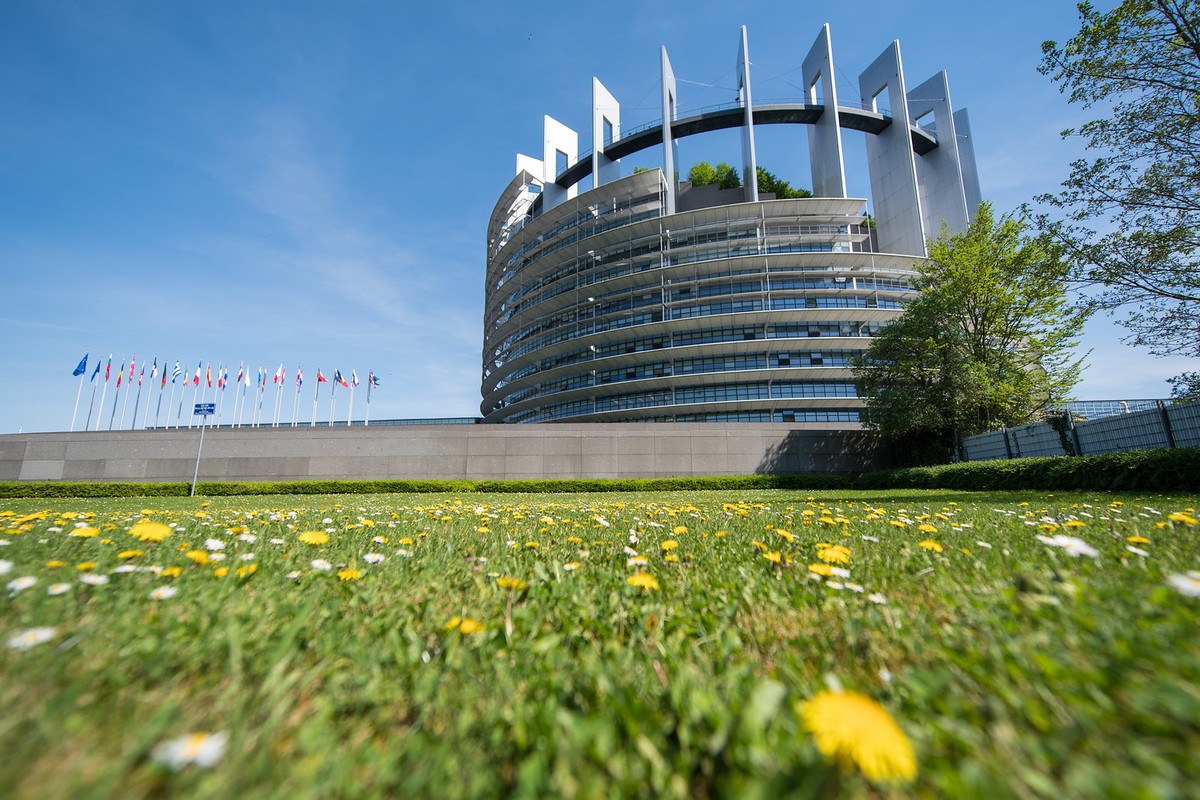 Европарламент собирается принять осуждающую Азербайджан резолюцию по Нагорному Карабаху