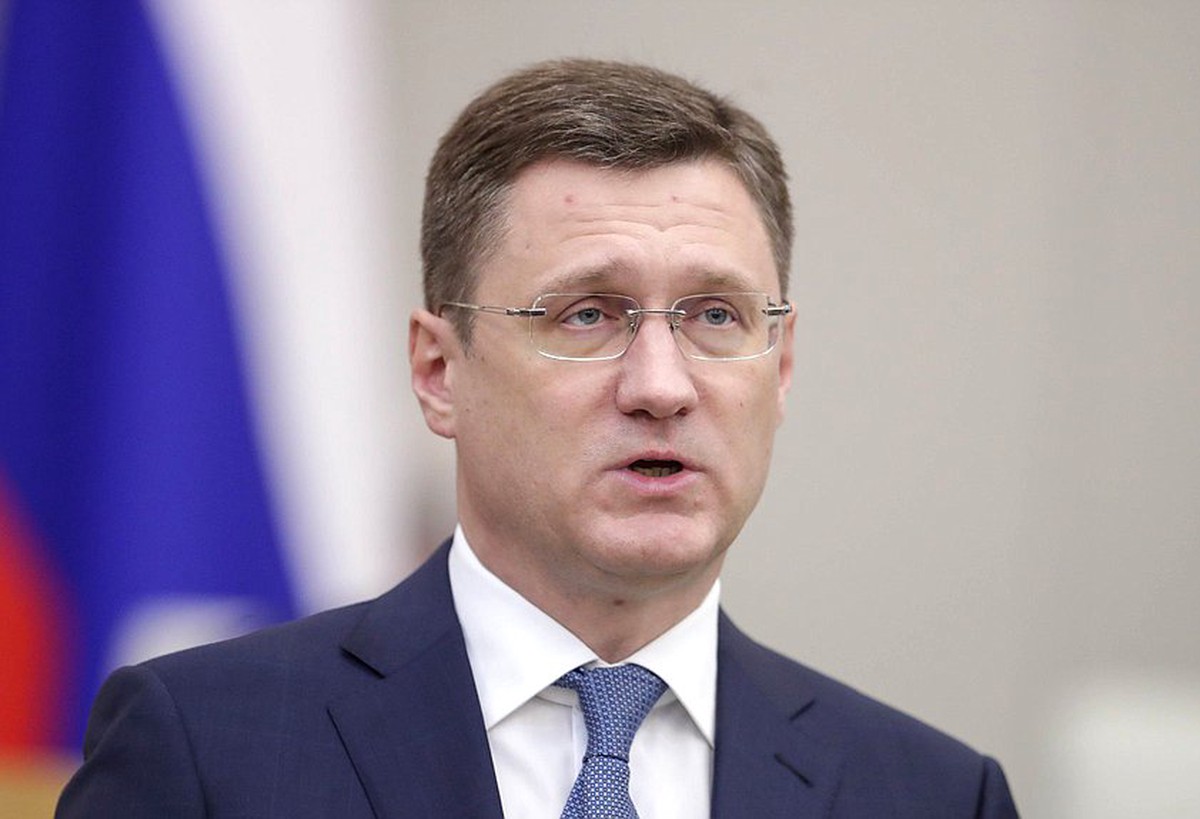 Вице-премьер РФ Новак: Правительство балансирует цены на оптовом рынке топлива