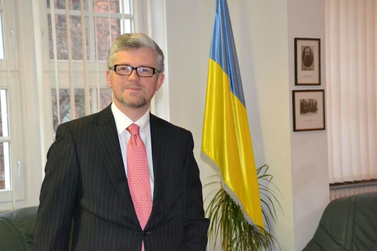 «Пощёчина предкам»: Мельник разозлился на посла Украины в ФРГ из-за Дня Победы