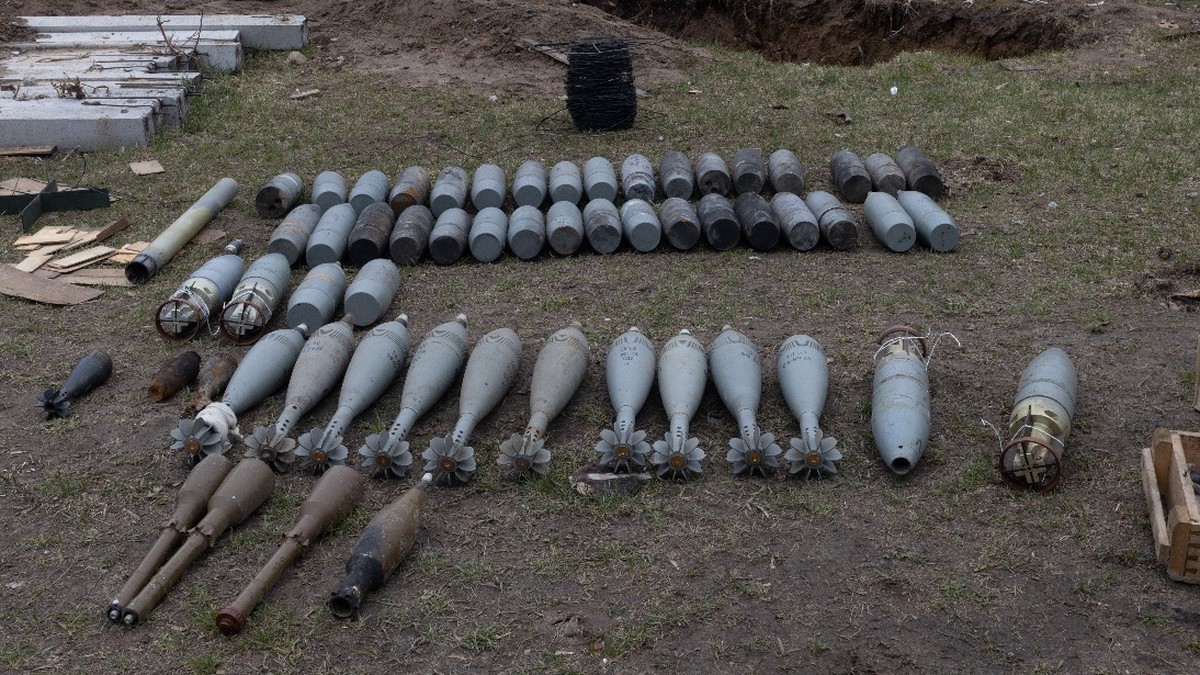Под Артёмовском обнаружен заготовленный с 2014 года схрон с боеприпасами