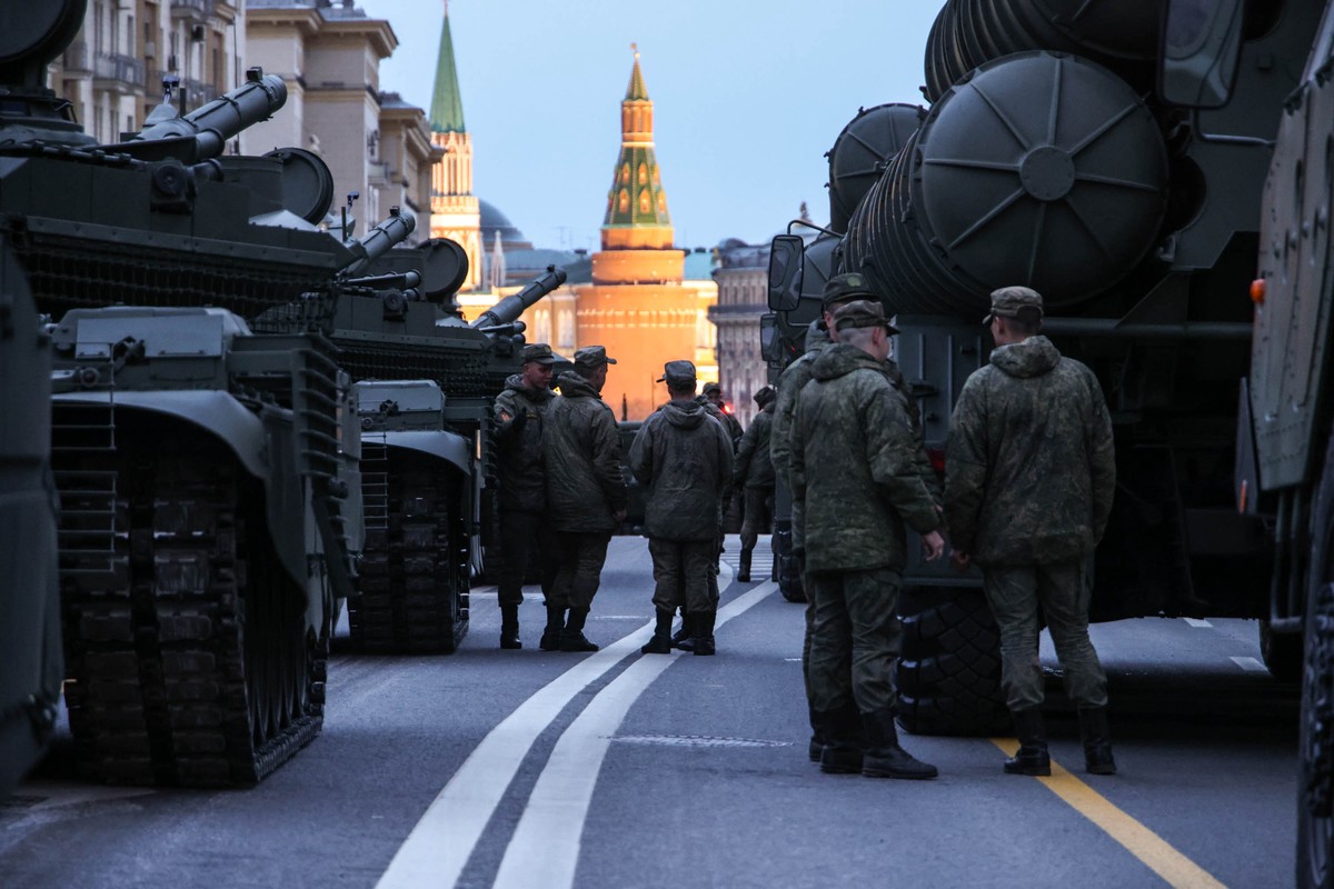 СМИ: в российской военной технике нашли американские чипы