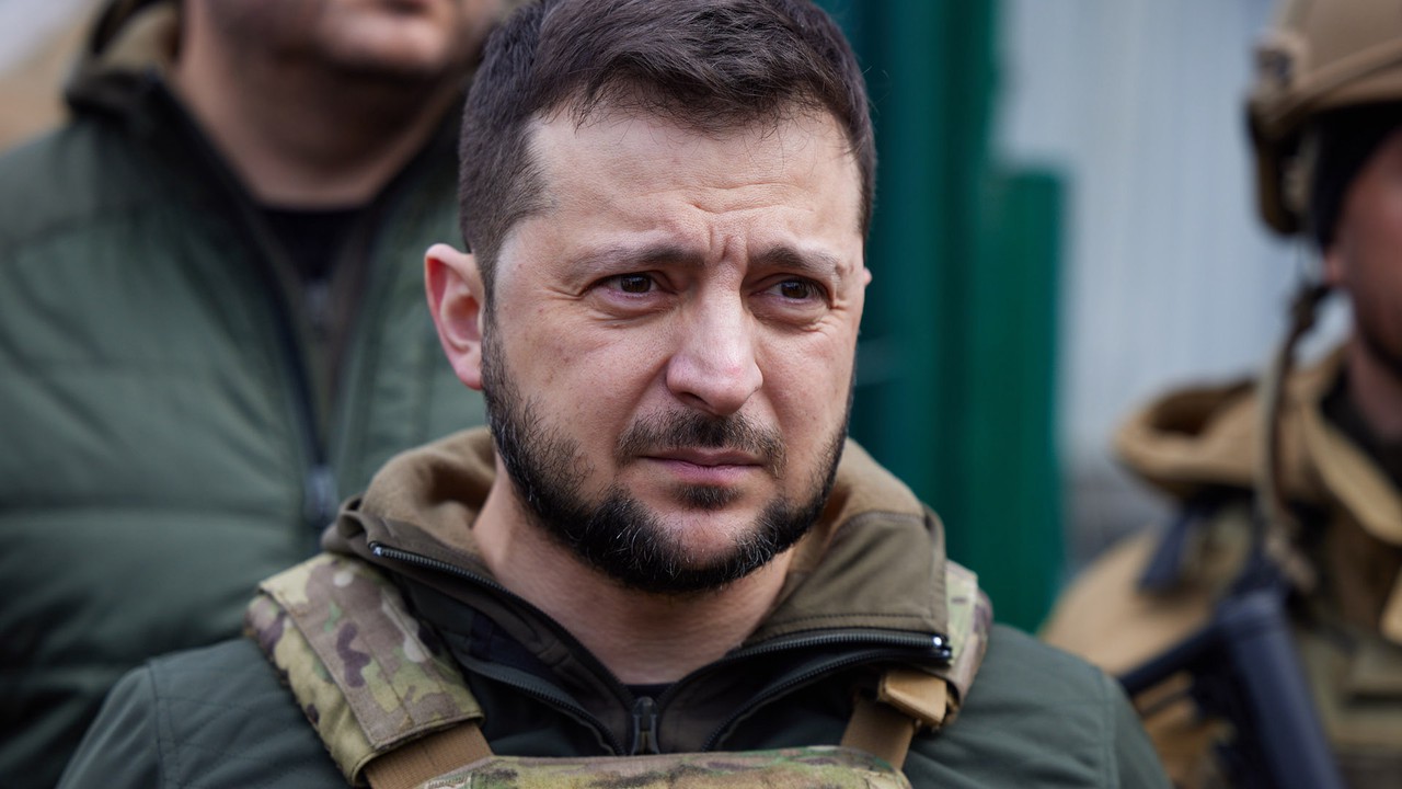 Боуз: Зеленский терроризирует Москву из страха перед выборами на Украине