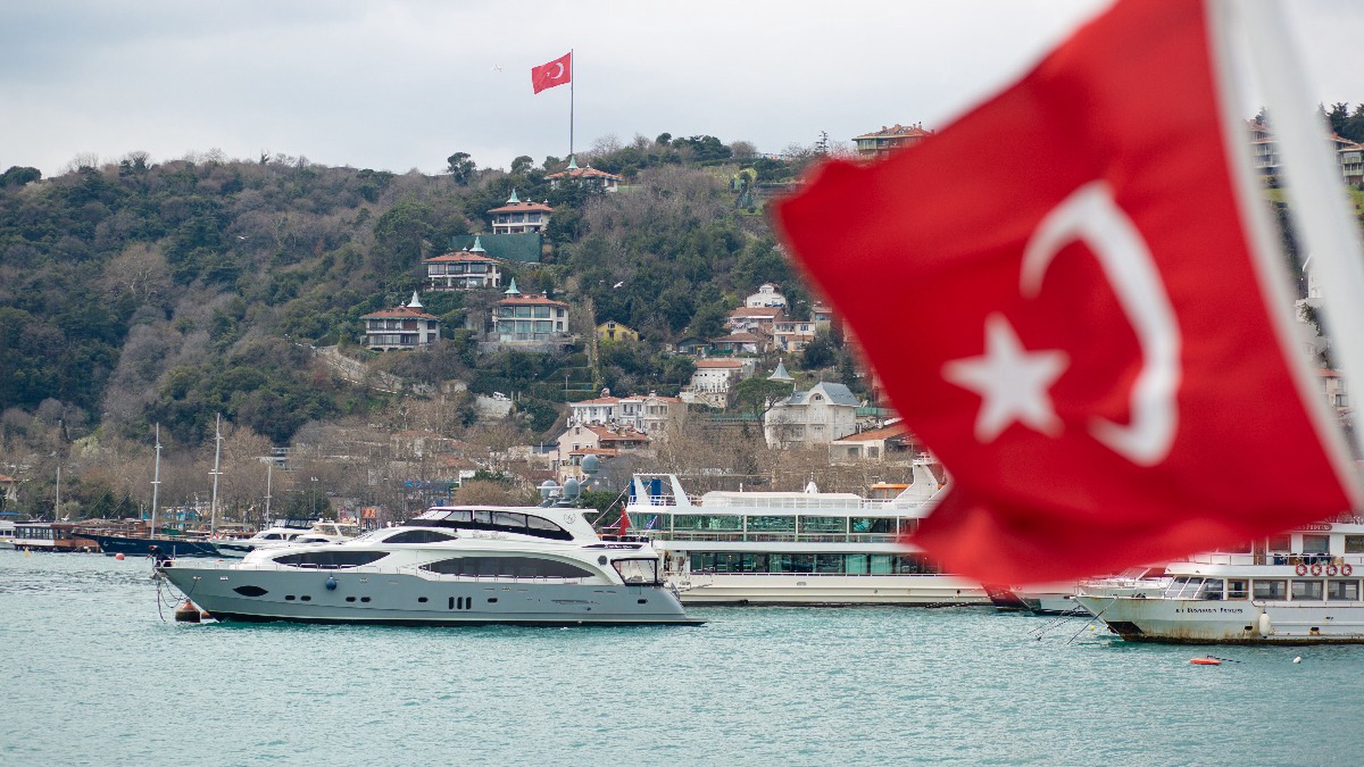 Оштрафованная фирма «Колибри-Тур» продолжает отправлять детей в Турцию 