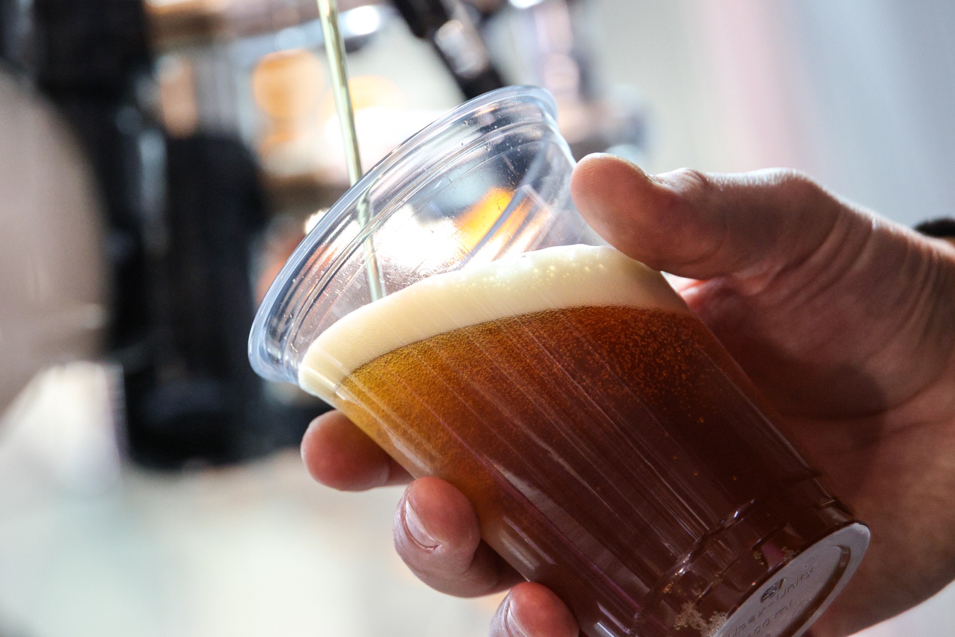 От суши до пива: Роспотребнадзор назвал продукты – лидеры по содержанию опасных бактерий