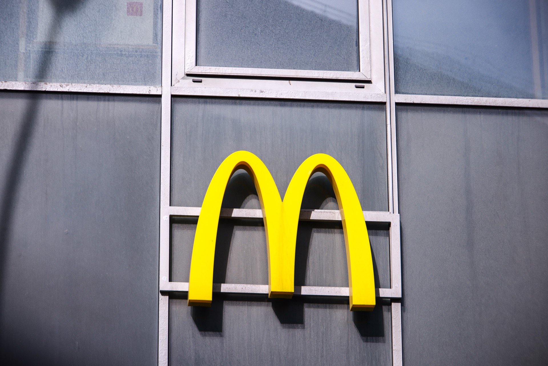 Маркетолог: Большинство россиян не будут против возвращения McDonald’s
