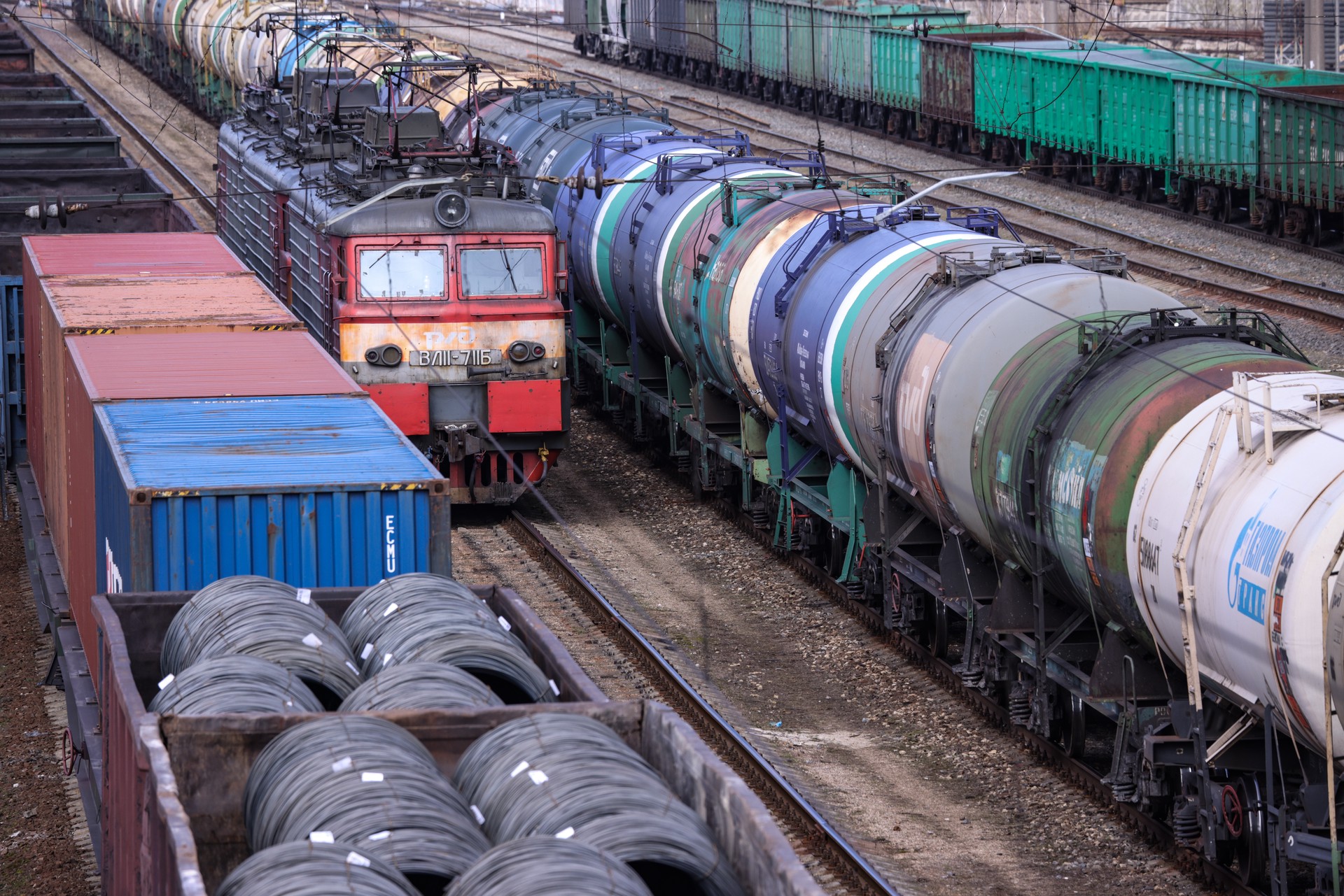 Во Франции допустили ввод ограничений на нефть из России на следующей неделе