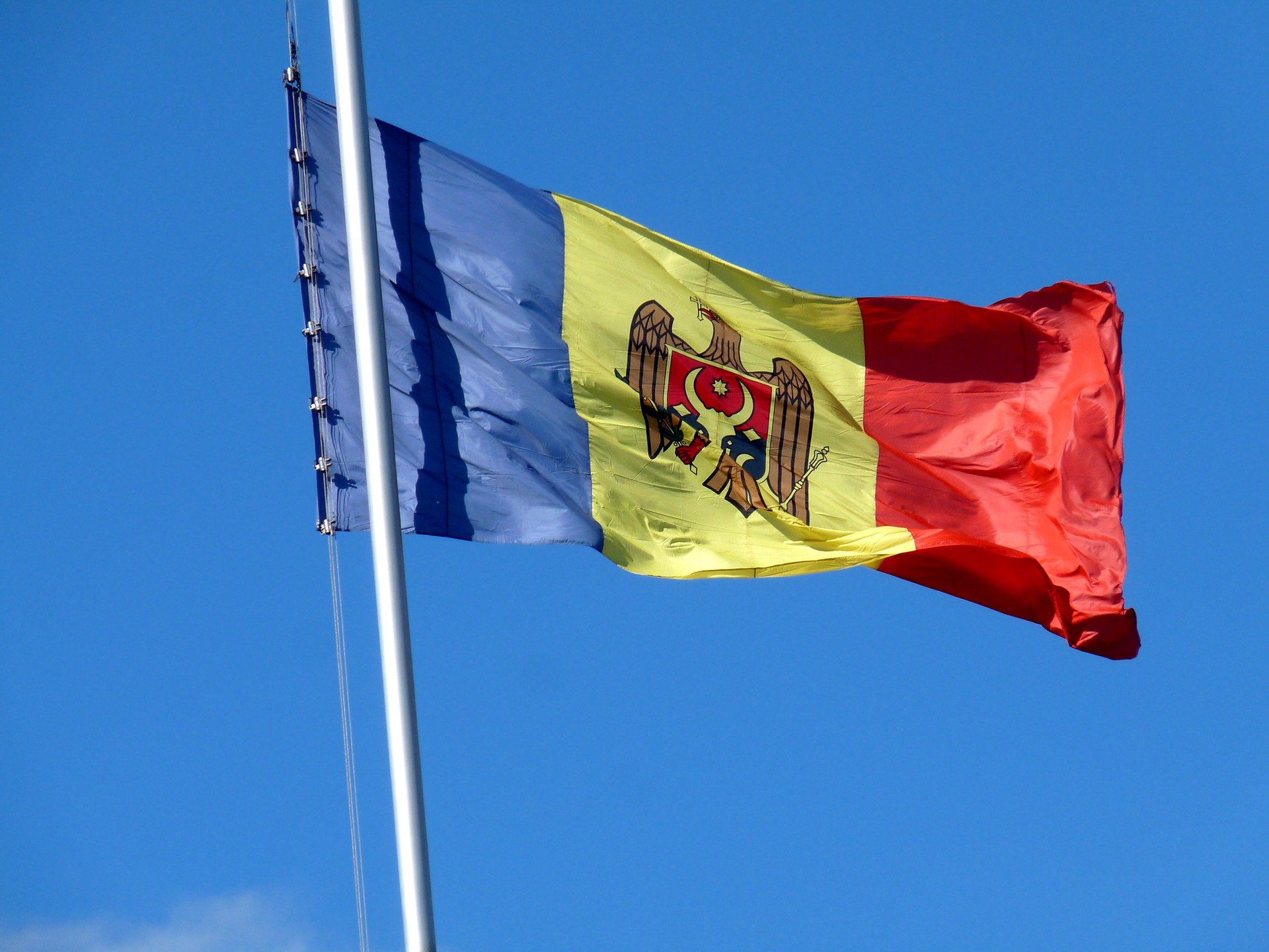 Посольство России намерено приложить усилия для налаживания диалога с Молдавией