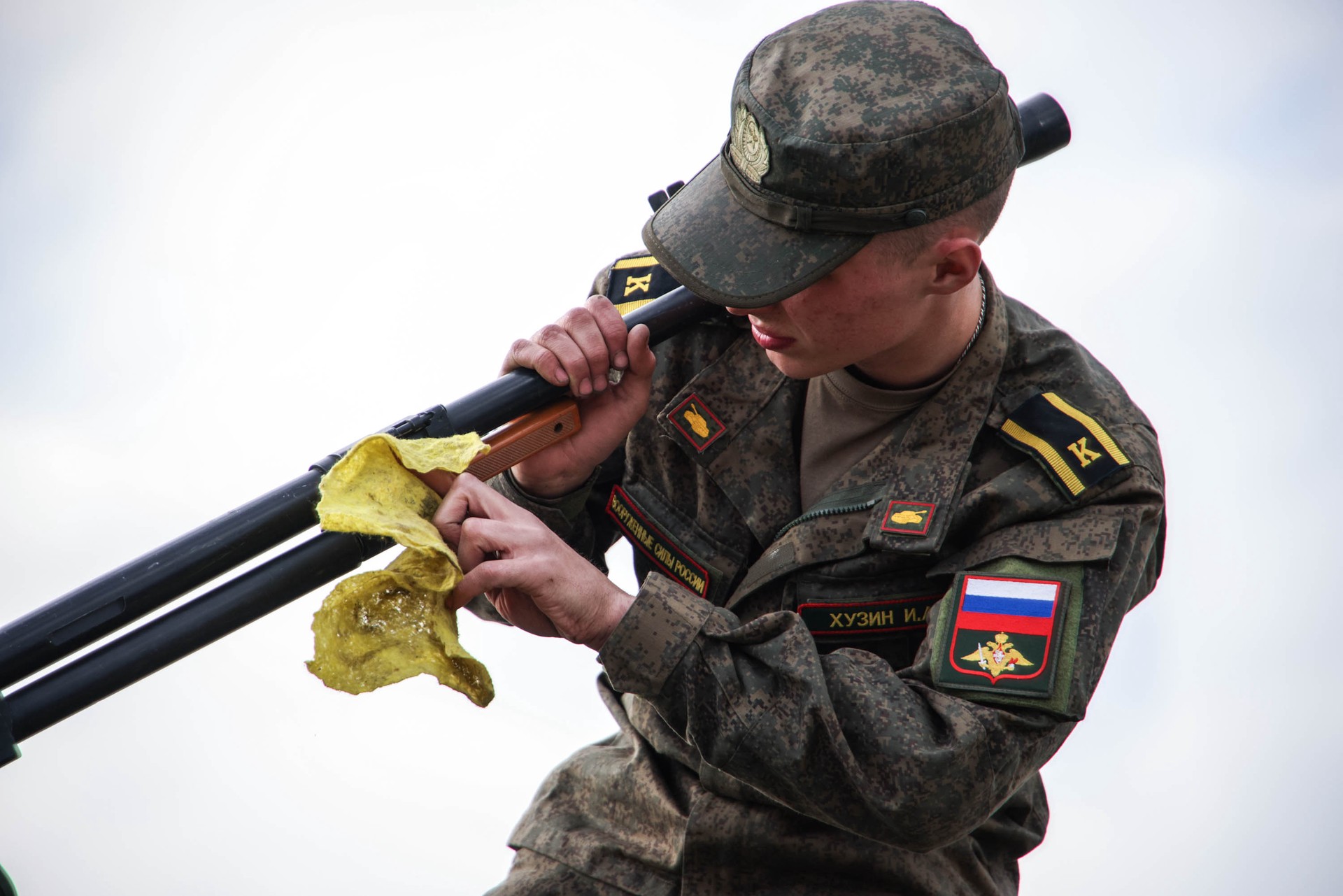 Путин заявил о непрерывной работе по решению проблем в армии