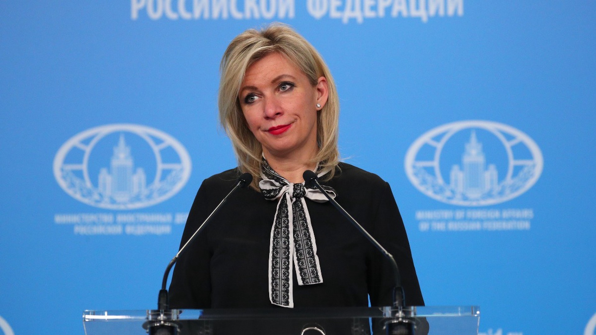 Захарова прокомментировала заявление Зеленского об украинском шевроне на плече Бога
