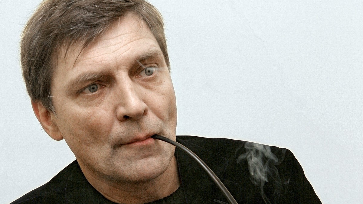 Полиция объявила Александра Невзорова в розыск