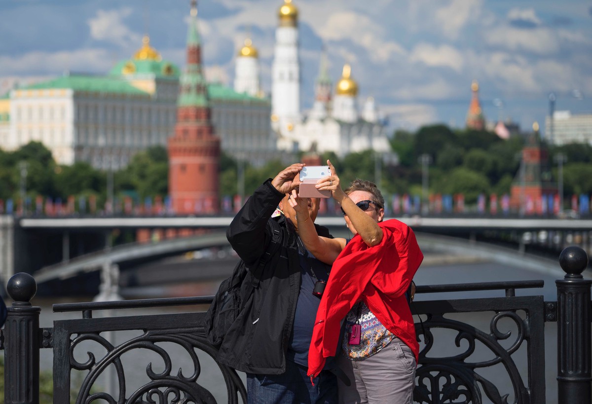МВФ: экономика России оказалась более устойчивой к санкциям, чем ожидалось