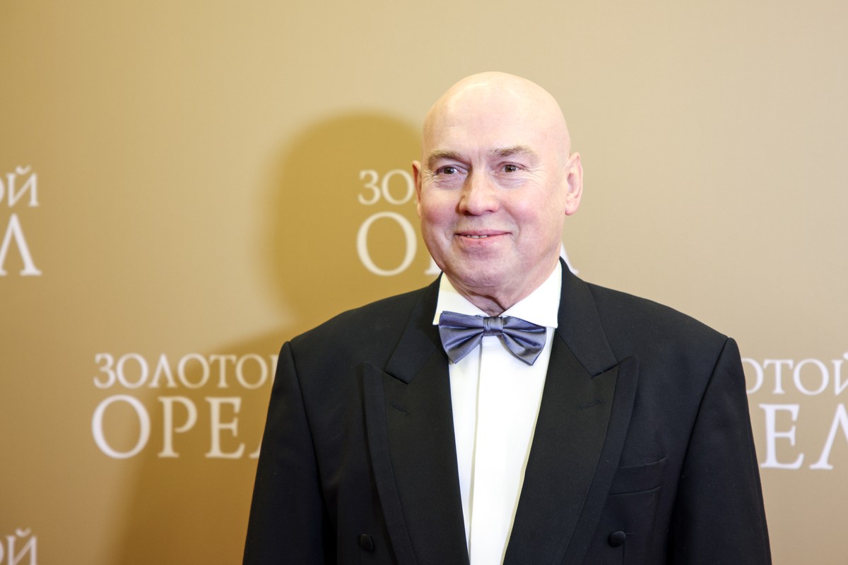 Виктор Сухоруков перенёс операцию на сердце после инфаркта