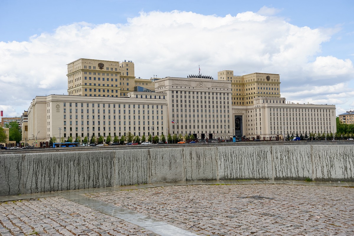Минобороны: Над Брянском перехватили три украинских БПЛА 