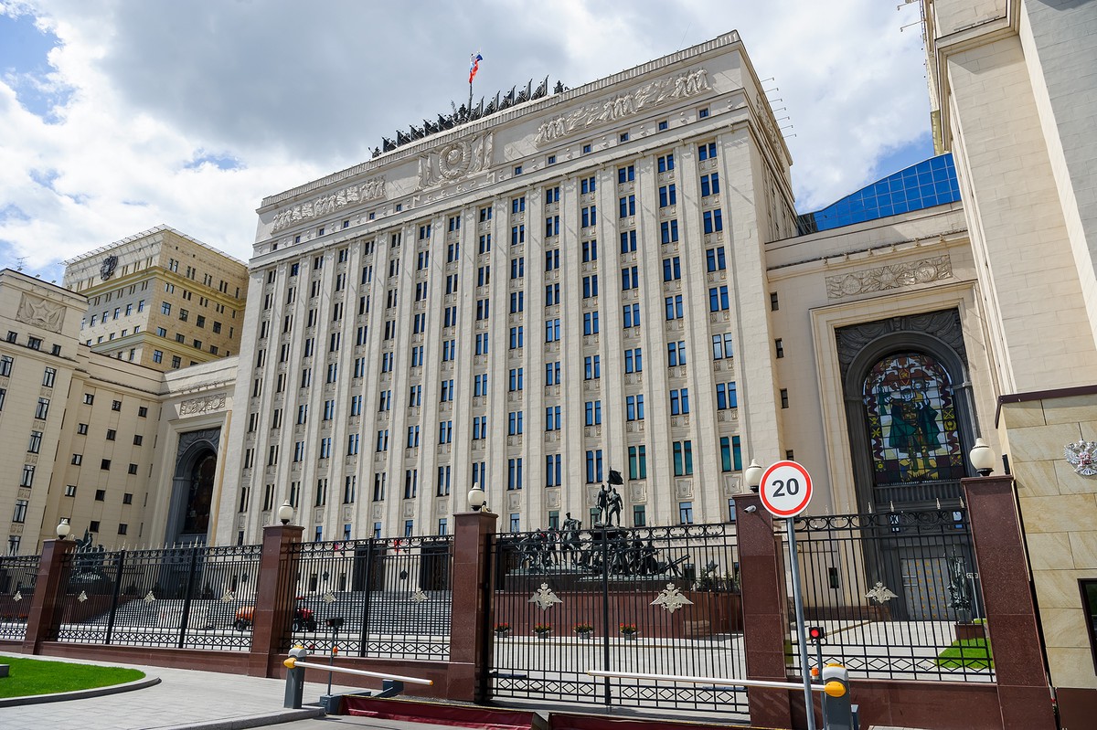 В Минобороны рассказали о ракетном ударе по военному аэродрому под Одессой