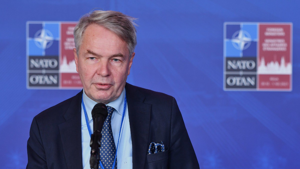 Глава МИД Финляндии подписал документ о вступлении страны в НАТО