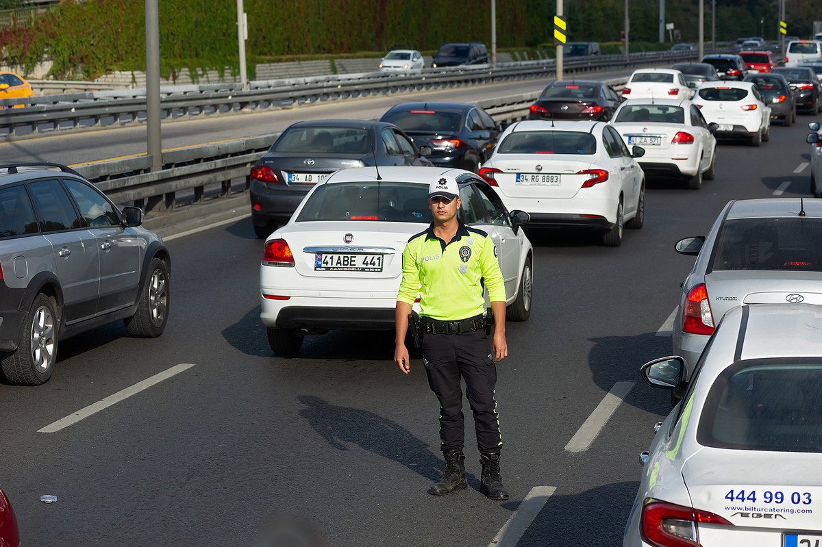 Семь человек погибли в горящем автобусе на месте ДТП 