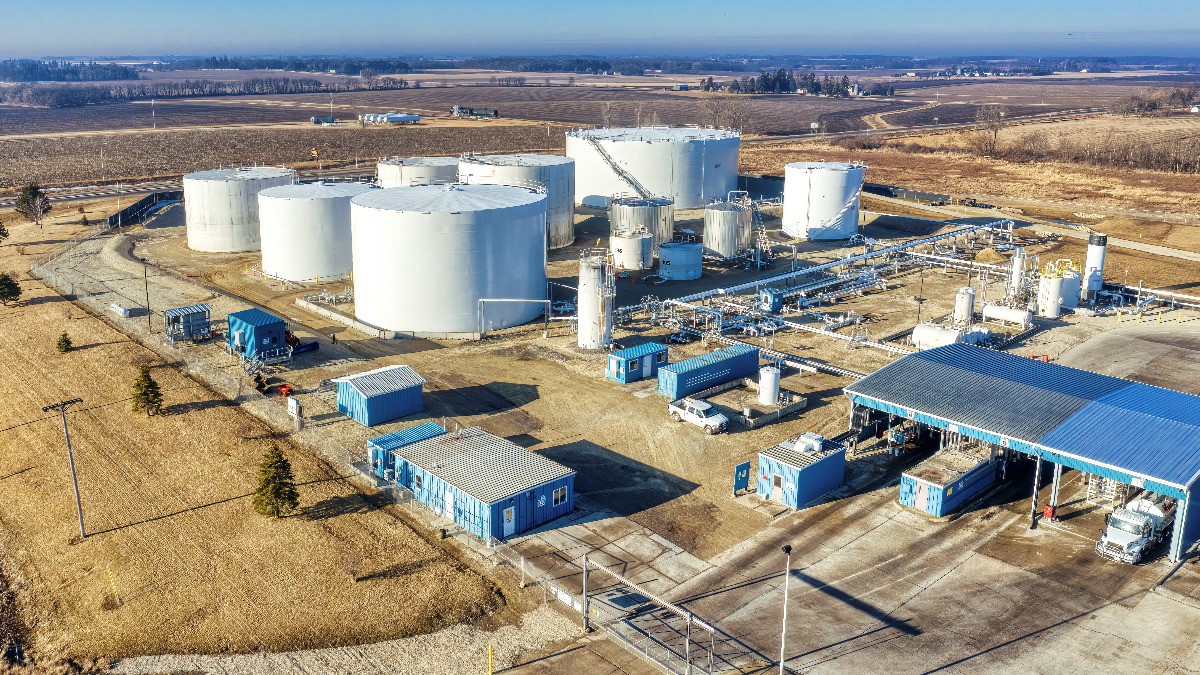 Forbes: ценовой потолок на нефть из России станет смертельным ударом для Запада
