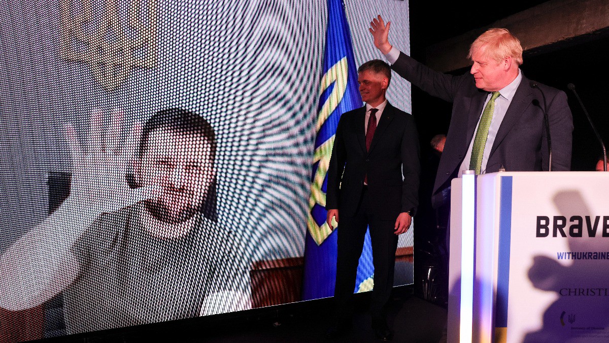 В Киеве рассказали о проведении брифингов с военными из США и Британии
