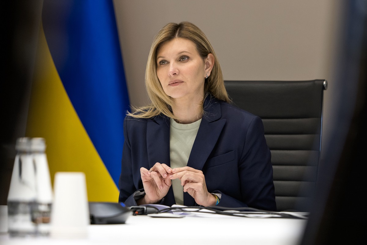 Жена Зеленского заявила, что украинцы готовы протянуть без света и тепла три года