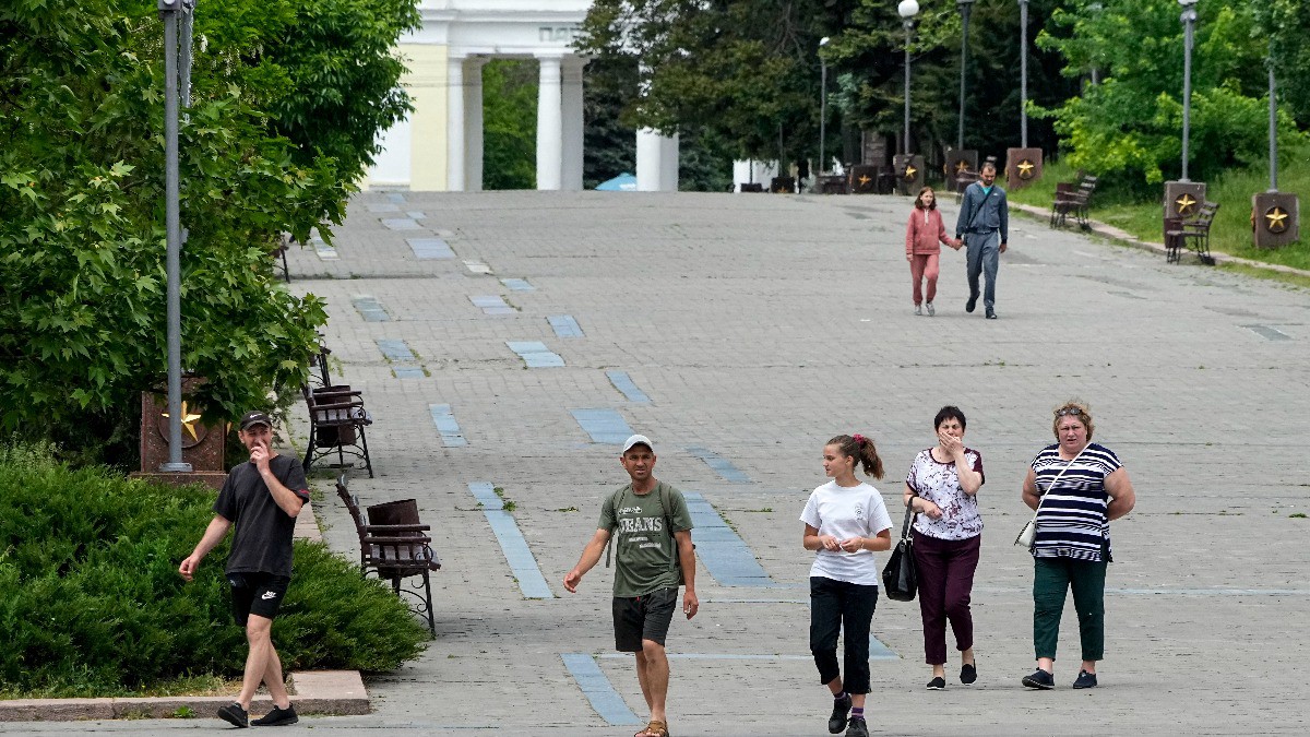 Жители Запорожской и Херсонской областей смогут получать гражданство РФ по упрощённой схеме