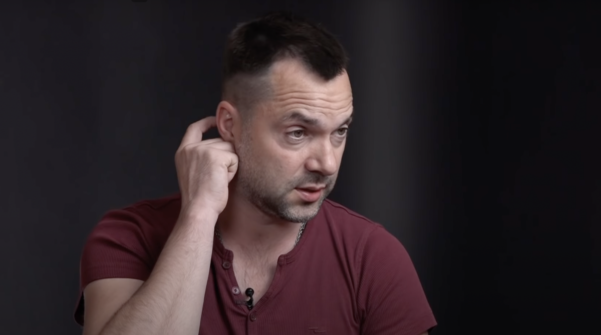 Арестович осудил украинцев за ненависть к русским