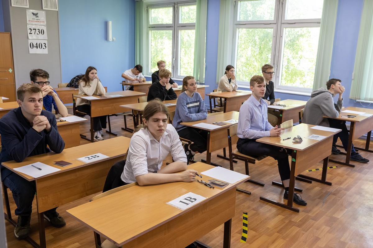 Минпросвещения: Чаще всего школьники выбирают гуманитарный профиль обучения