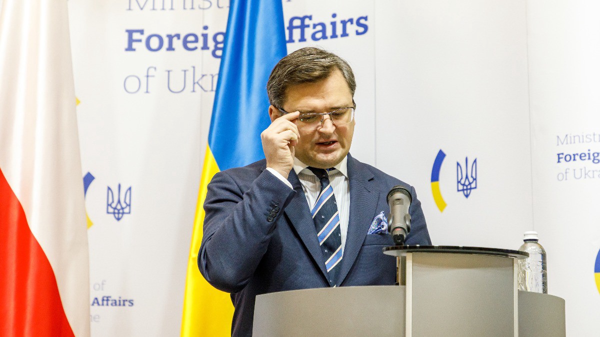 Кулеба признал вину Киева во взрывах в Крыму и Белгороде