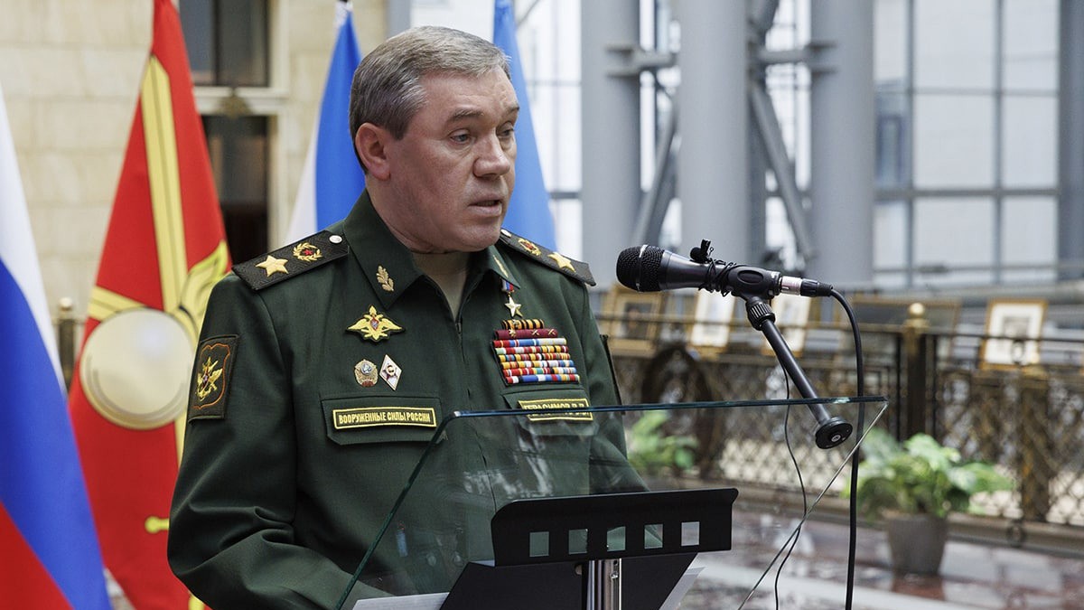 Начальник Генштаба ВС Герасимов: российские военные поразили 1300 критически важных объектов Украины