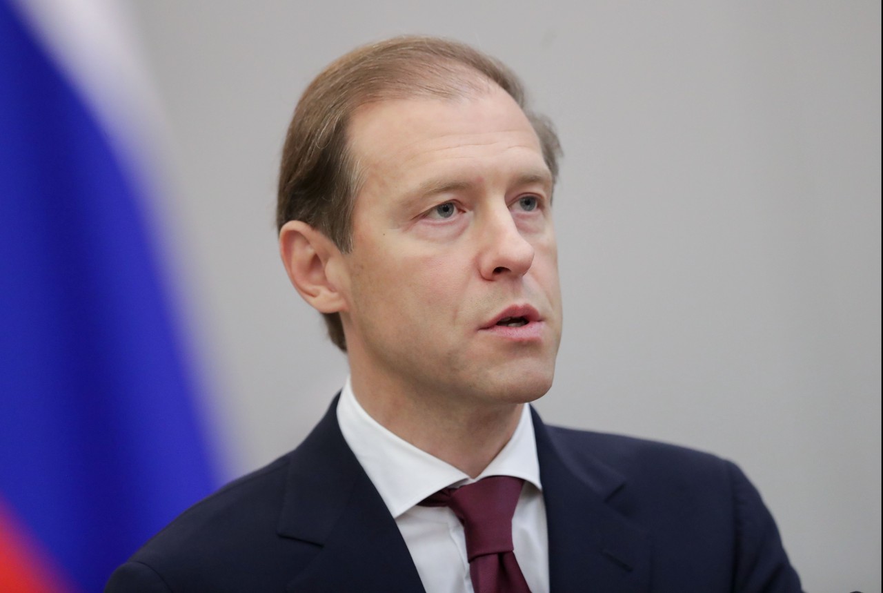 Мантуров: недружественные страны ведут промышленный шпионаж против России