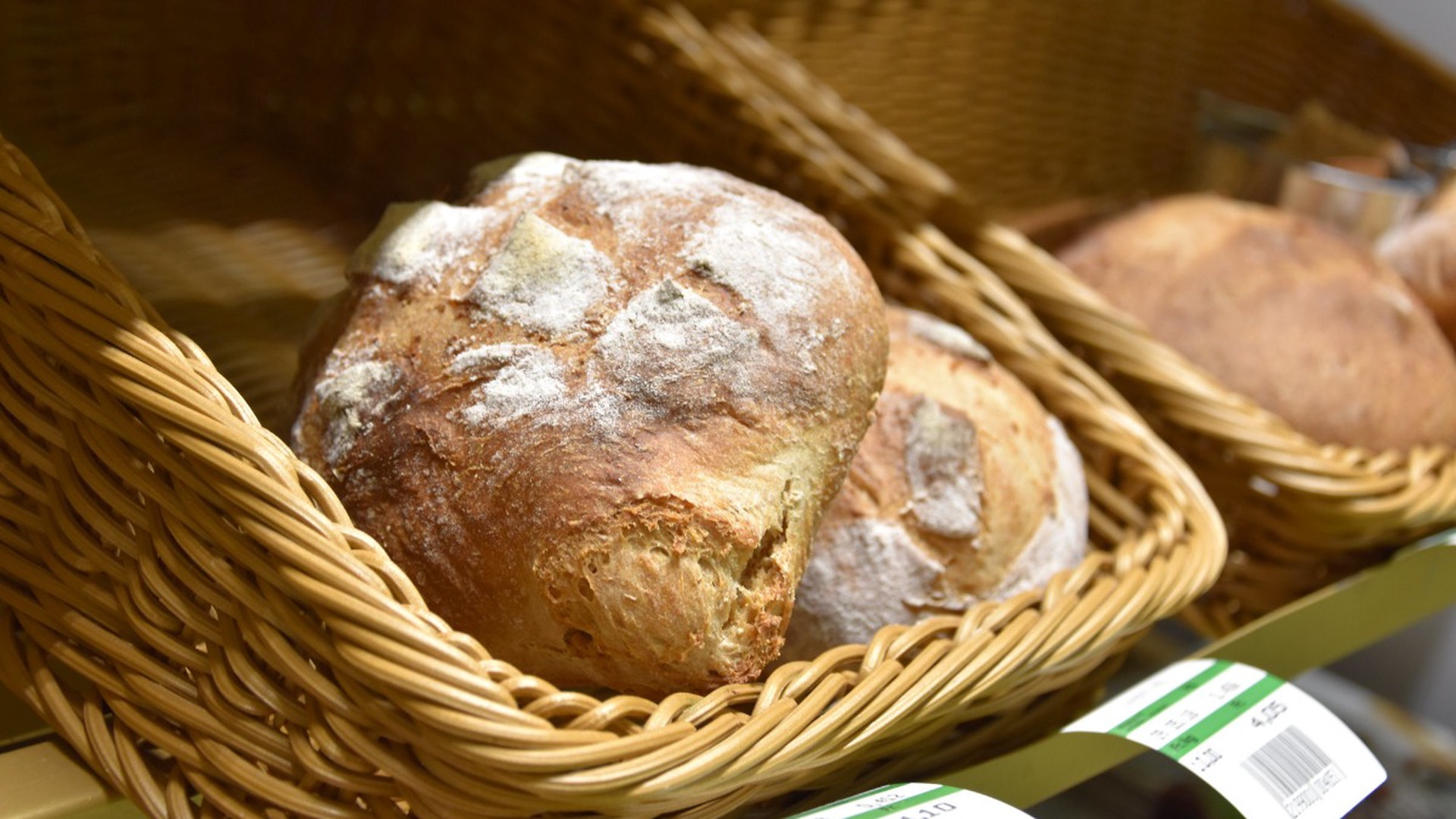 В Минсельхозе опровергли информацию о существенном росте цен на хлеб в России 