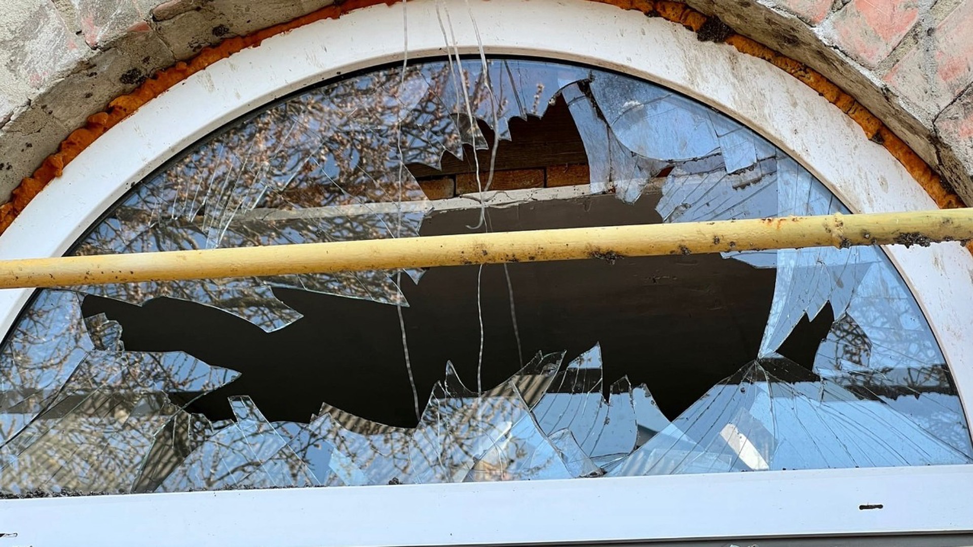 Дрон ВСУ атаковал жилой дом с сотрудниками Запорожской АЭС