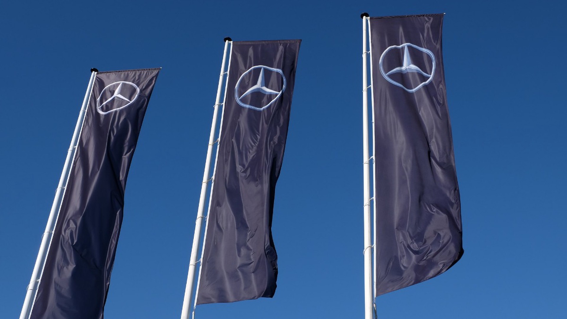 Эксперт не исключает переезда штаб-квартиры Mercedes-Benz